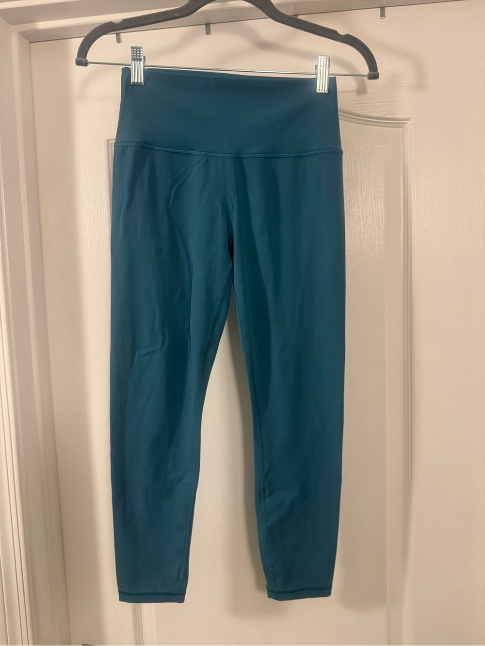Athleta Teal Transcend 7/8 Tight Leggings - Picture 2 of 10